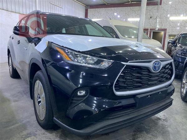 Toyota for sale in Iraq